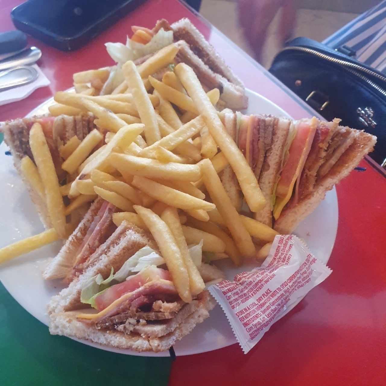 Emparedados - Club Sandwich