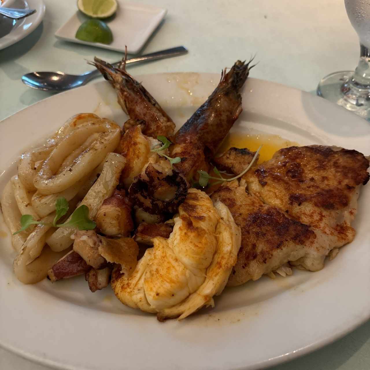 ALTA MAR - Parrillada de Mariscos