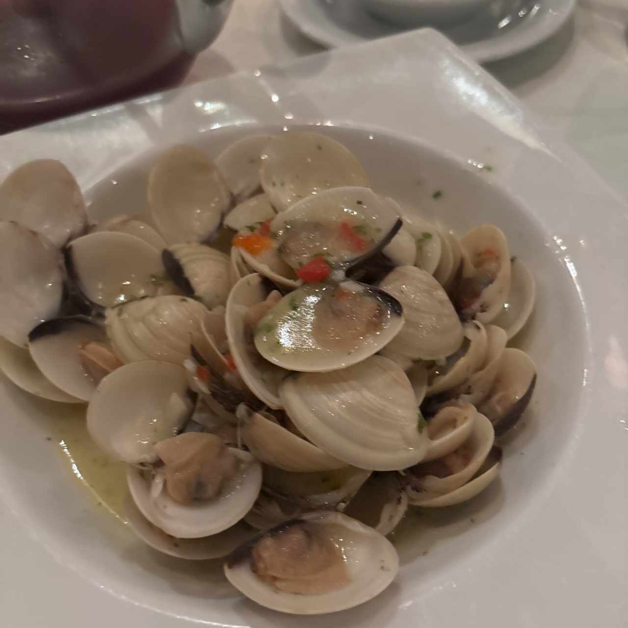 APERITIVOS CALIENTES - Almejas al Ajillo