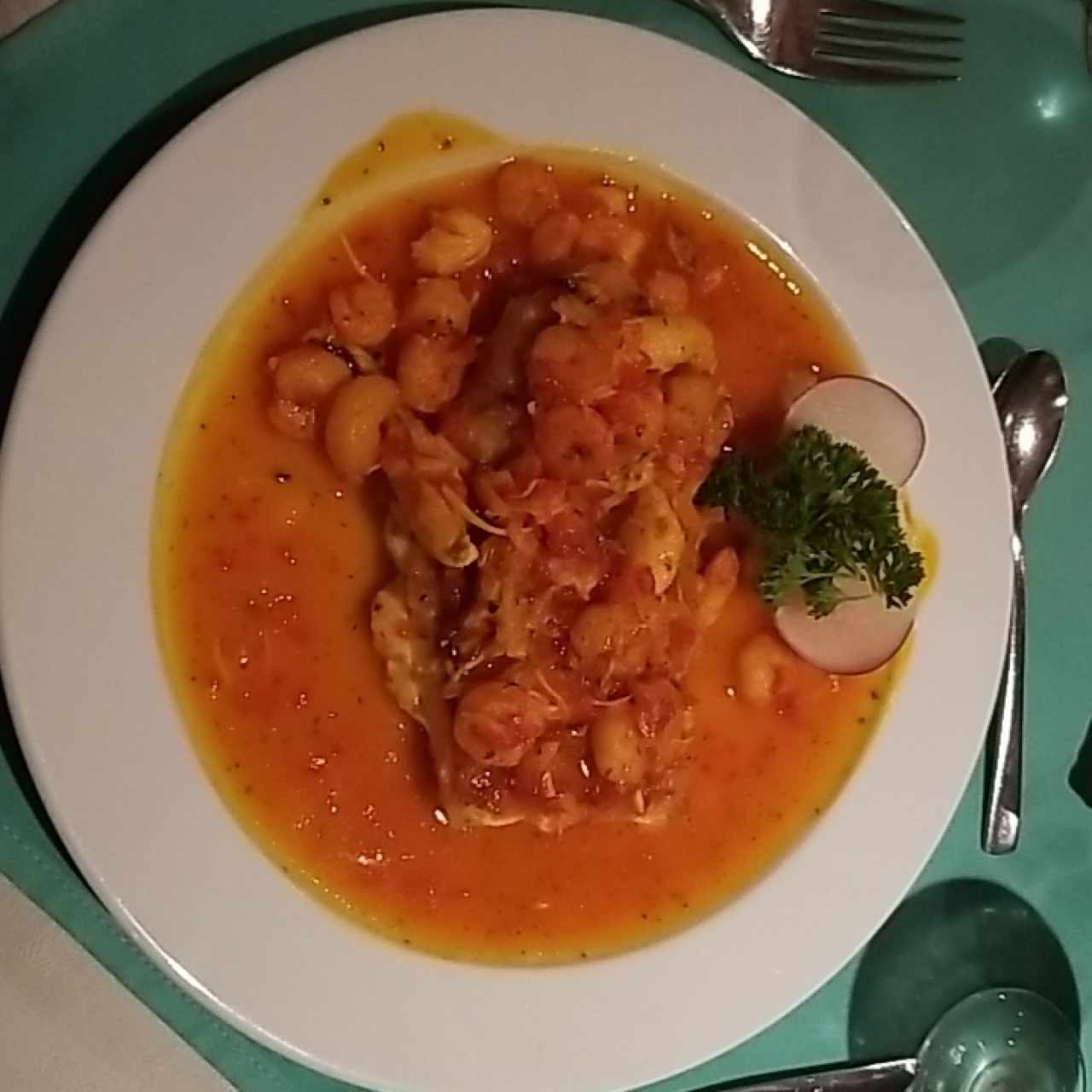 mero en salsa de mariscos