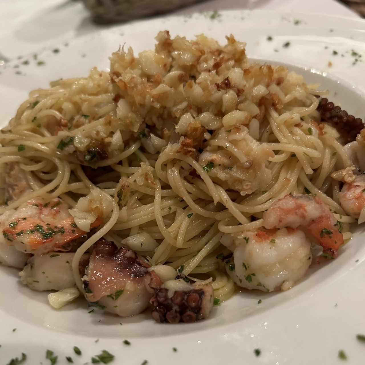 Spaghettini Oleo con Mariscos