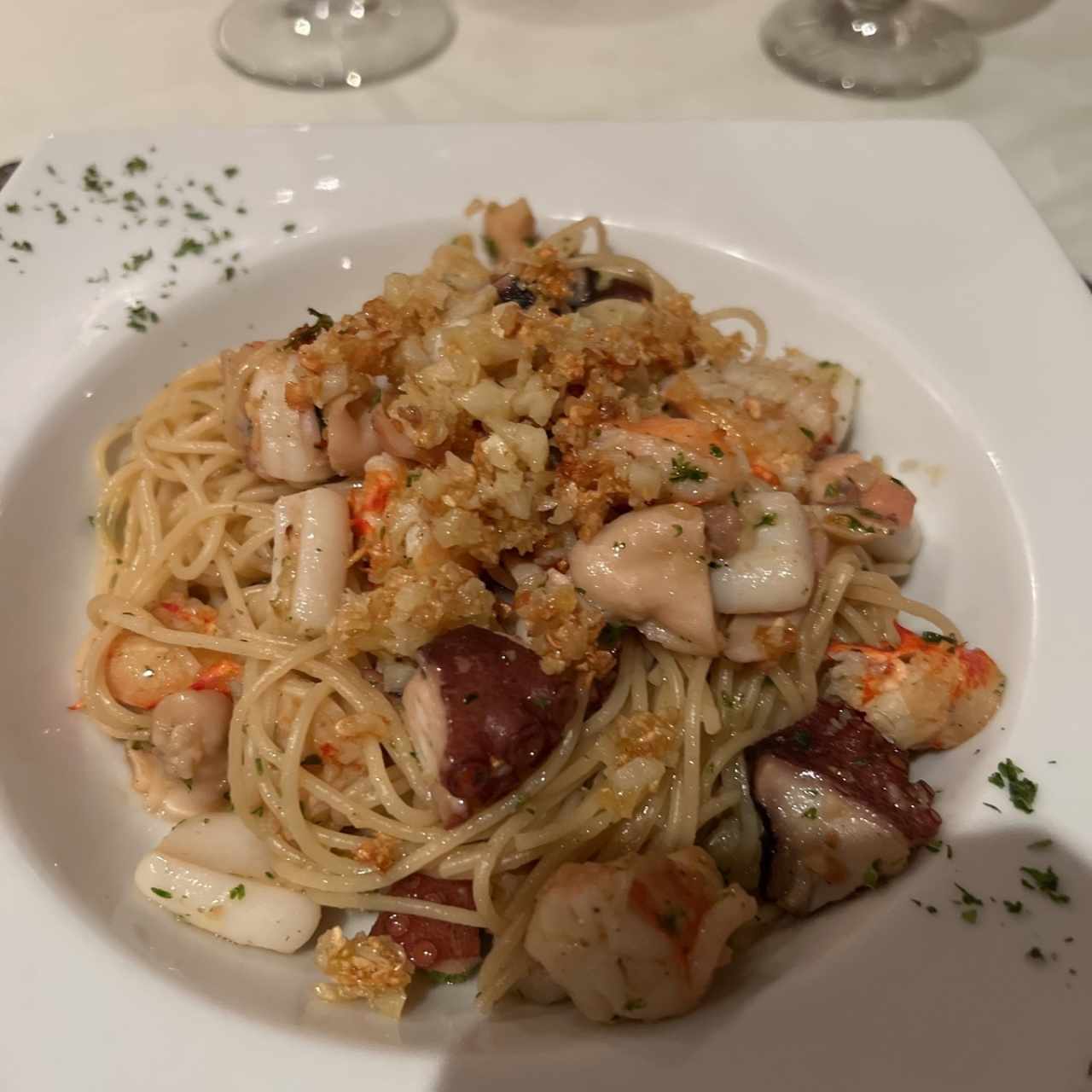 Spaghettini Oleo con Mariscos