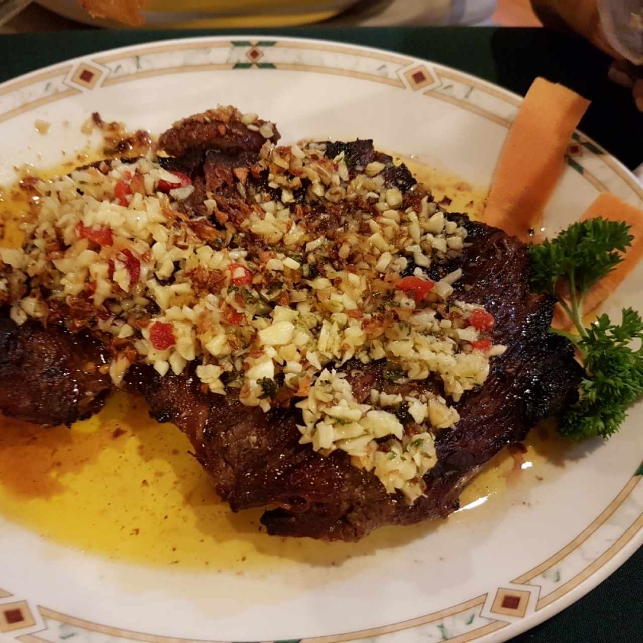 filete de res al ajillo