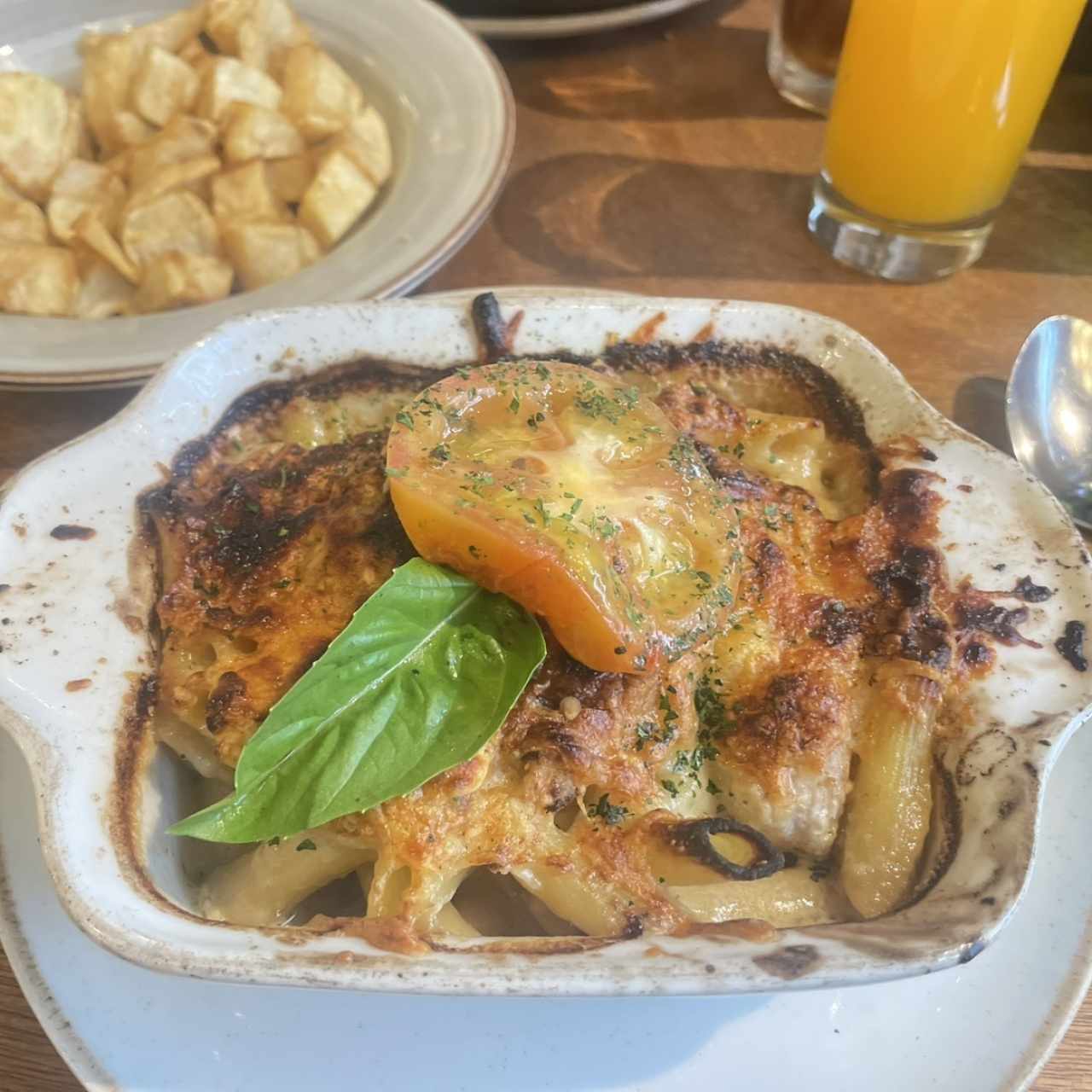 Penne polo y champiñones 