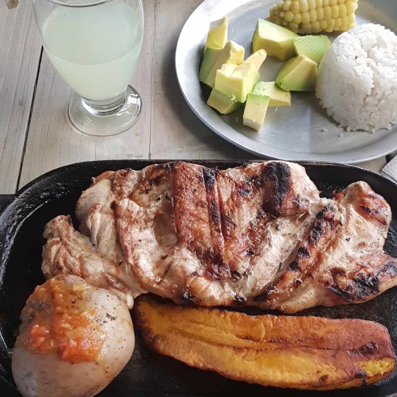 pollo a la parrilla (sin arroz)