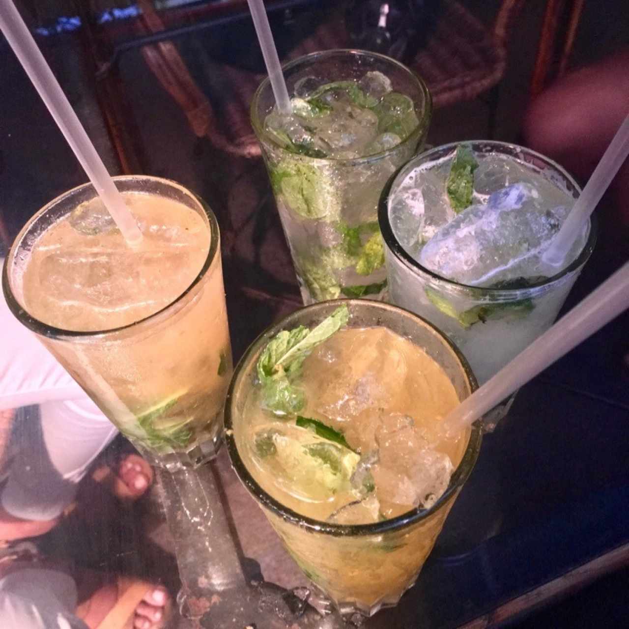 Mojitos de coco, piña, mango y parchita 