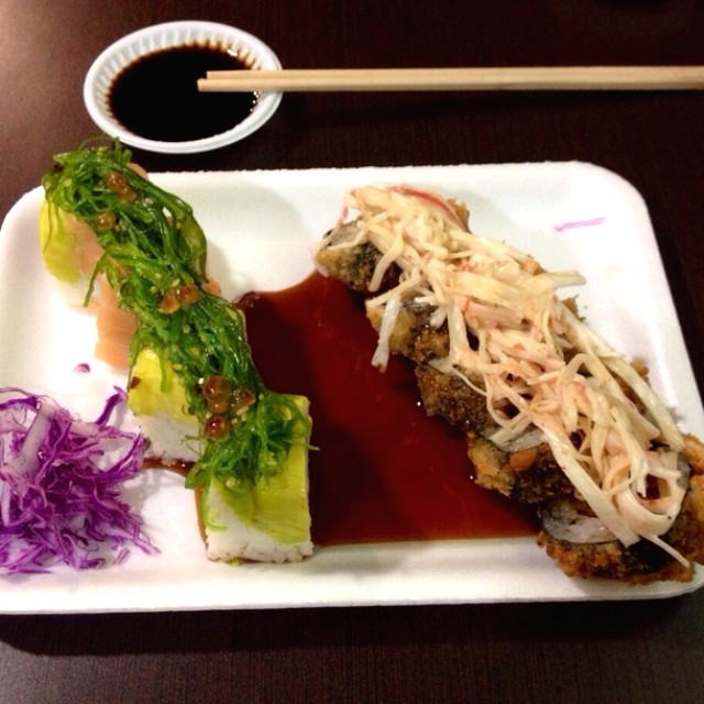 Combinados:  Alaska Especial/ Rock and Roll. Bonsai Sushi CCCT  