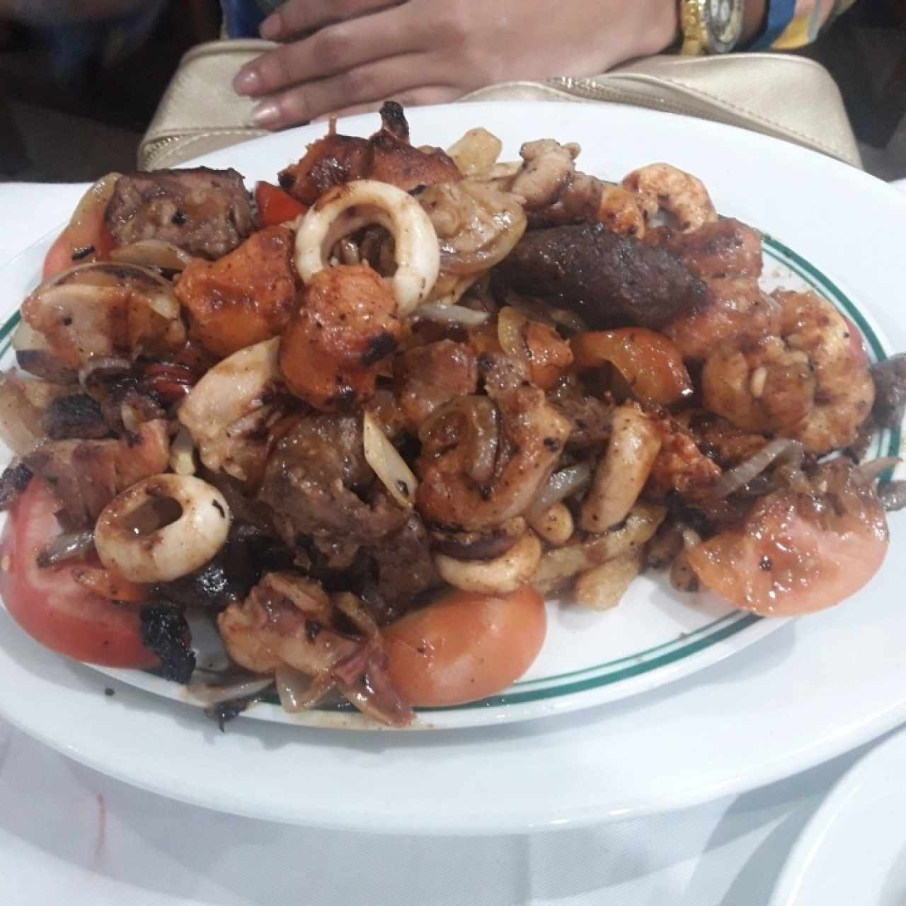 1/2 Parrilla mar y tierra 