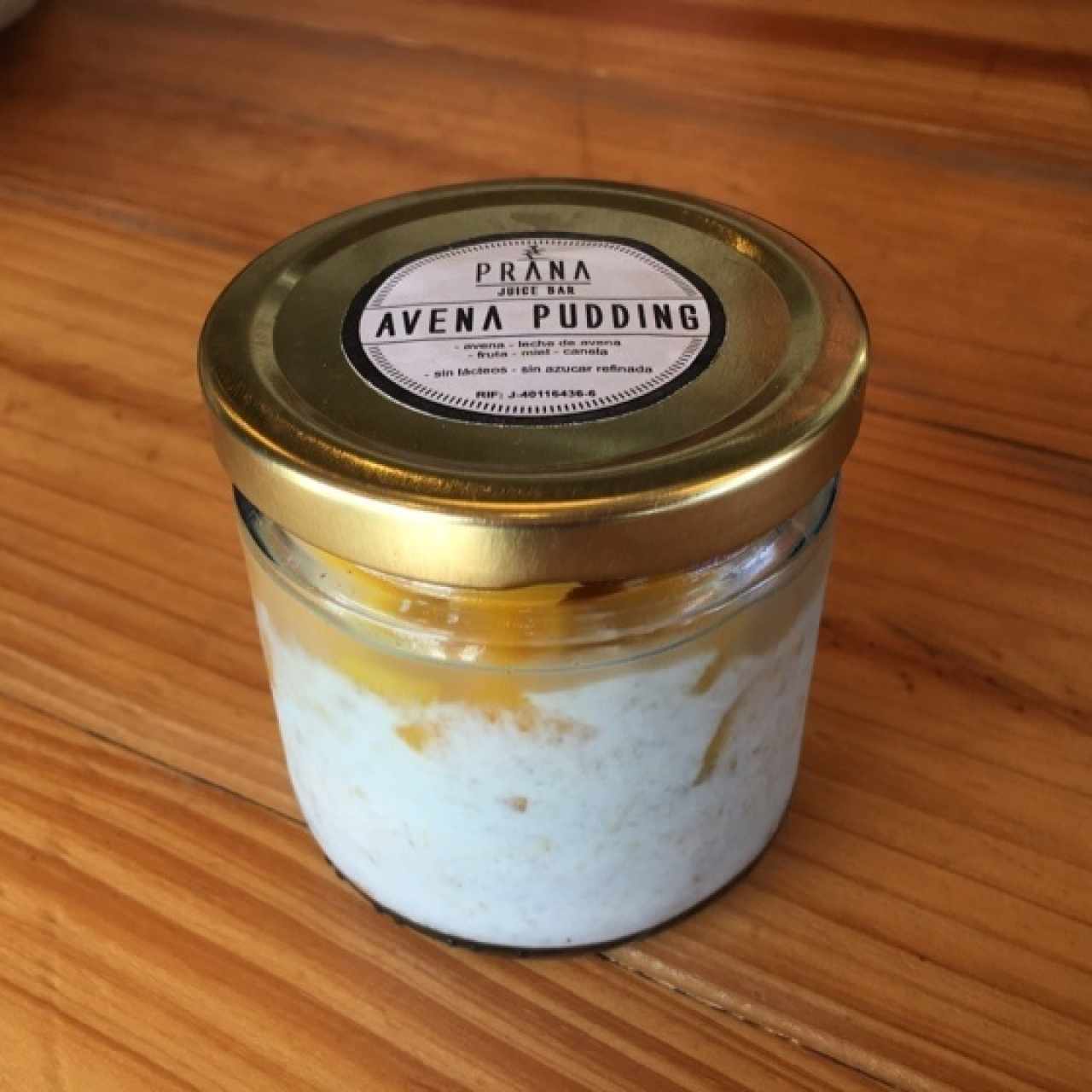 Pudding de avena con mango