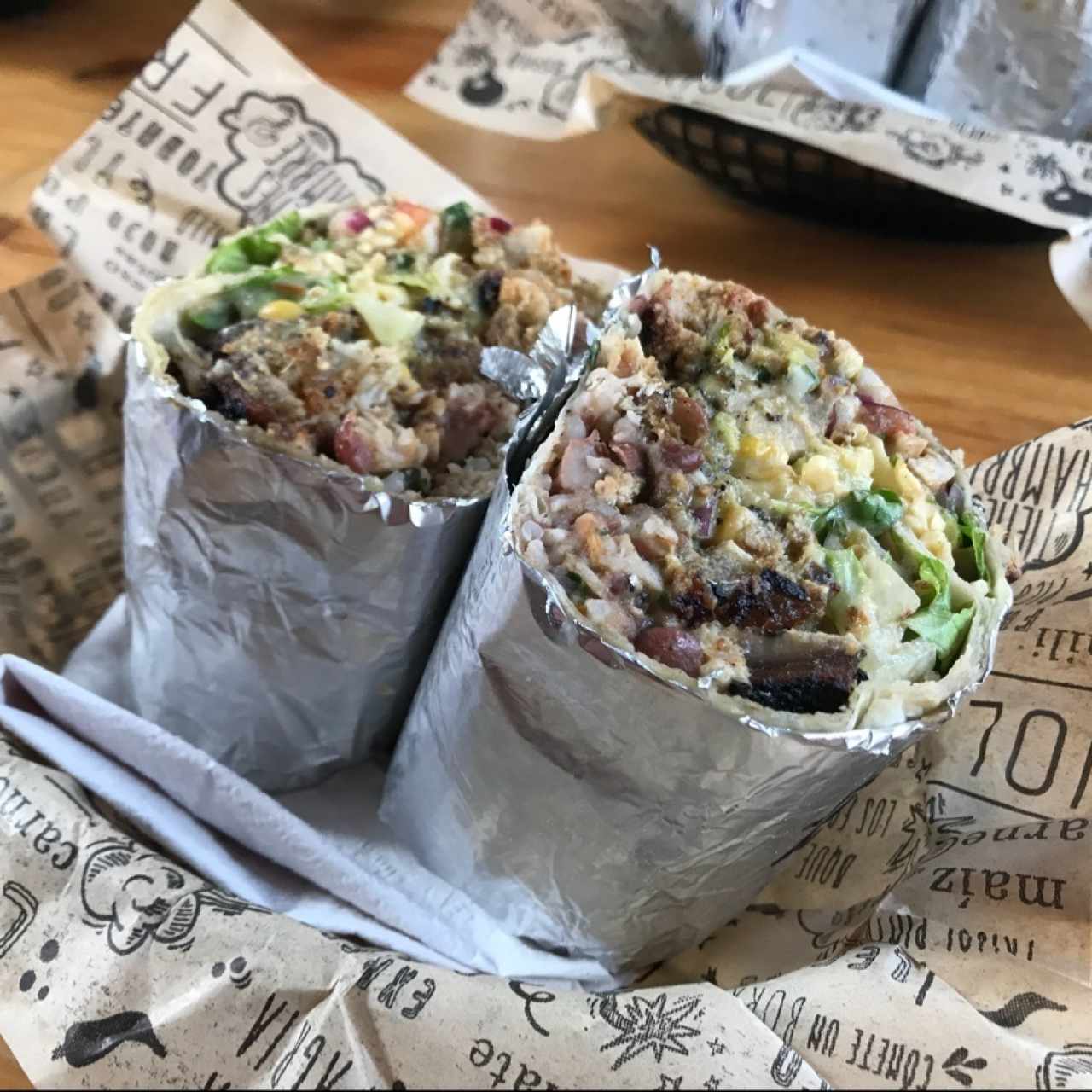 Burrito mixto (Proteina: pollo y porkbelly)