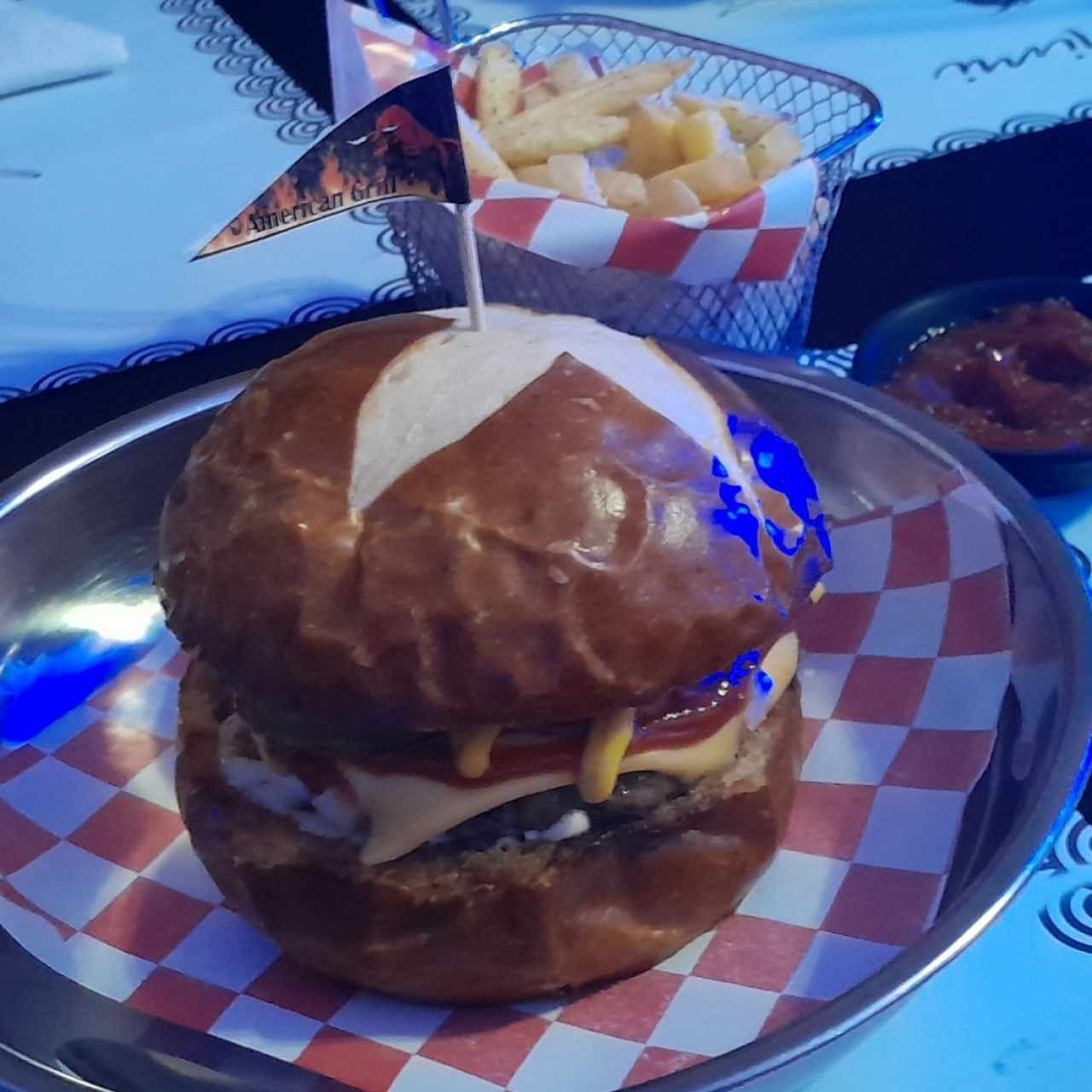 Cheese Quarter Pounder muy cara para lo que es, se fue la magia.
