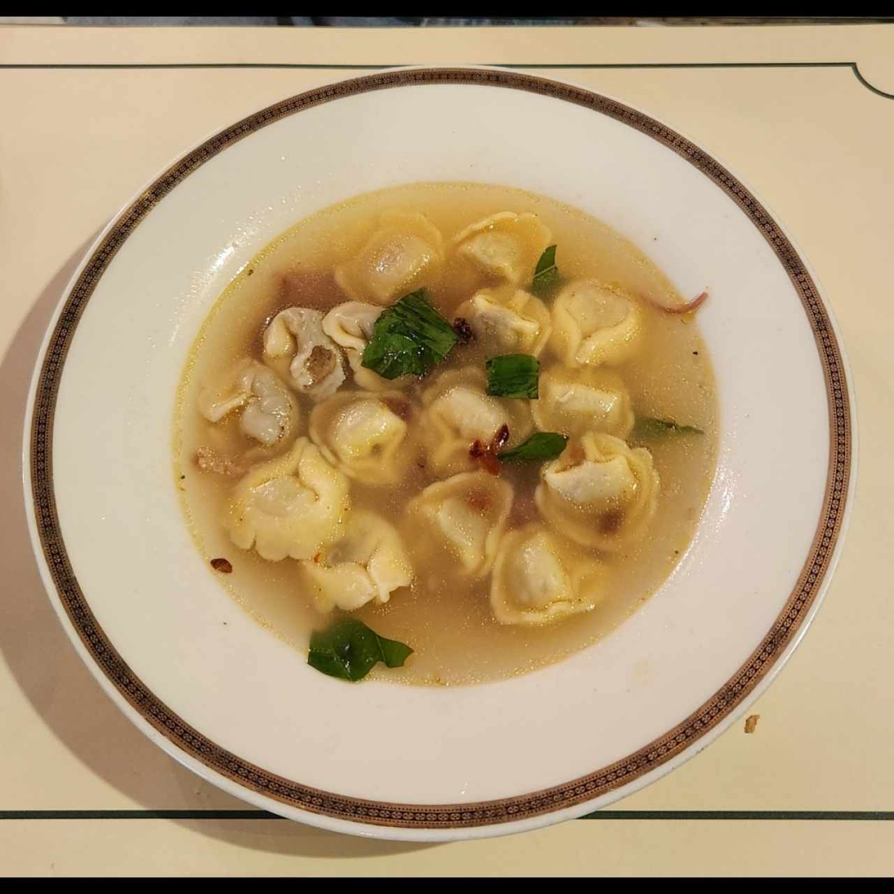 Tortellini in brodo