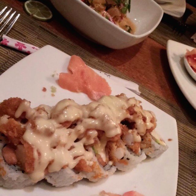 Fugi roll y ceviche